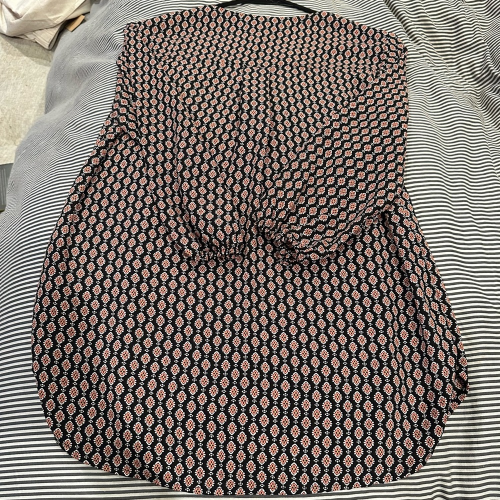 All Blouses are perfect to wear to work or semi formal occasion! Barely worn!!